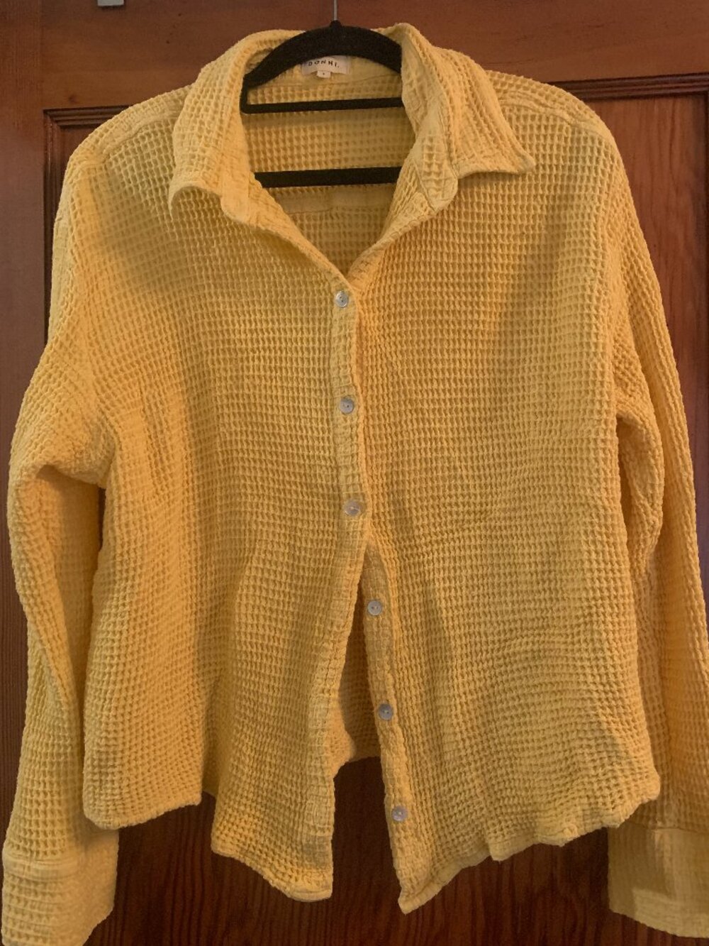 DONNI Waffle Button Down Shirt Yellow Small - Picture 2 of 8